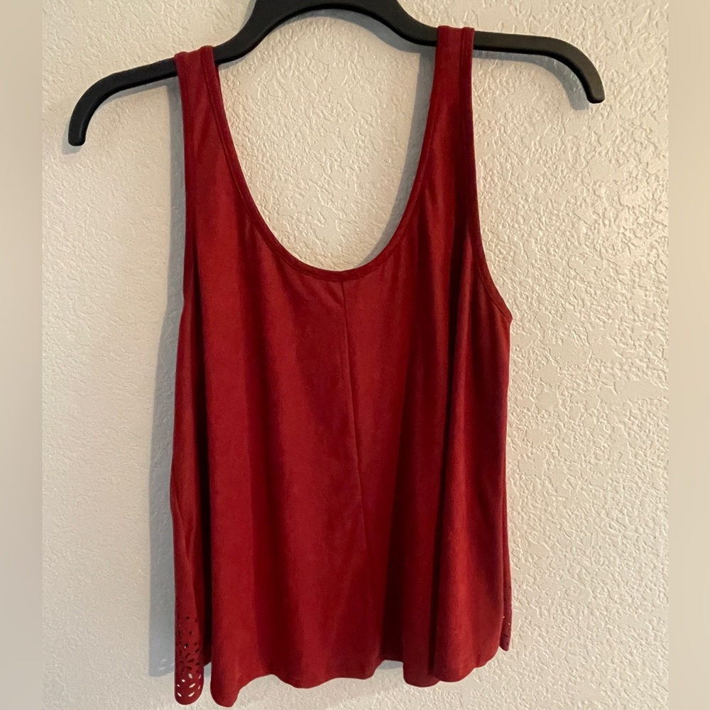 California Gypsy soft red tank top size large. - Picture 5 of 5